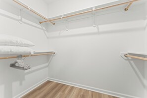 Interior - The Cinder Way-LSU and NOLA access (denham springs)
