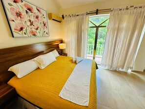 2 habitaciones, tabla de planchar con plancha, internet y ropa de cama 