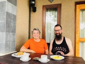 屋外ダイニングエリア