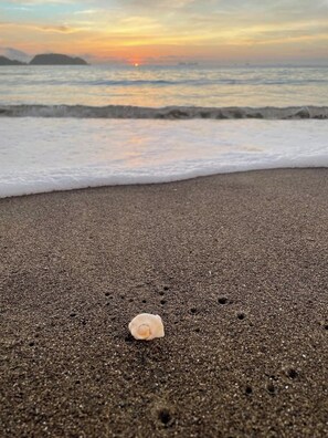 Beach - La Encantada 200 mt from Ocean 2 Bdrm 1 Bth ,home #2 (Provincia de Guanacaste)