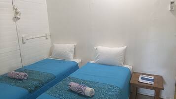 Desk, laptop workspace, iron/ironing board (on request), bed sheets