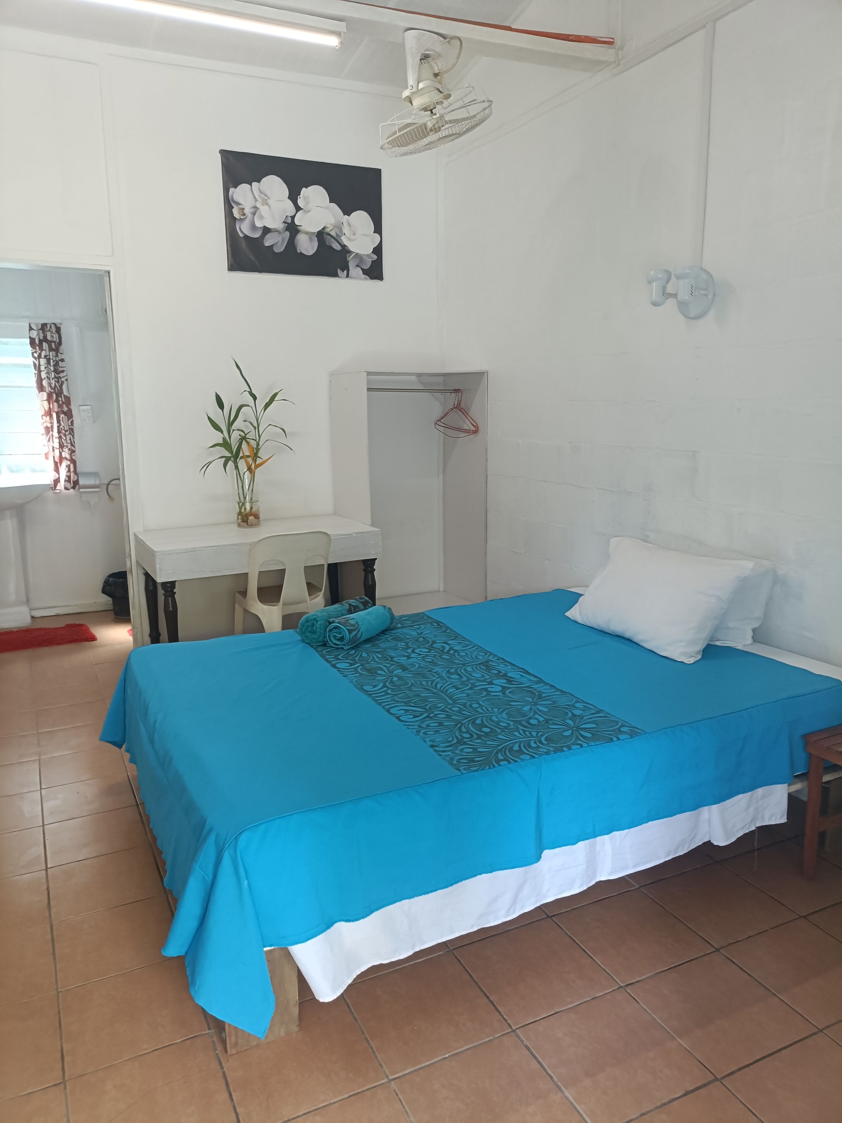 Double Room, Garden View | Iron/ironing board, bed sheets
