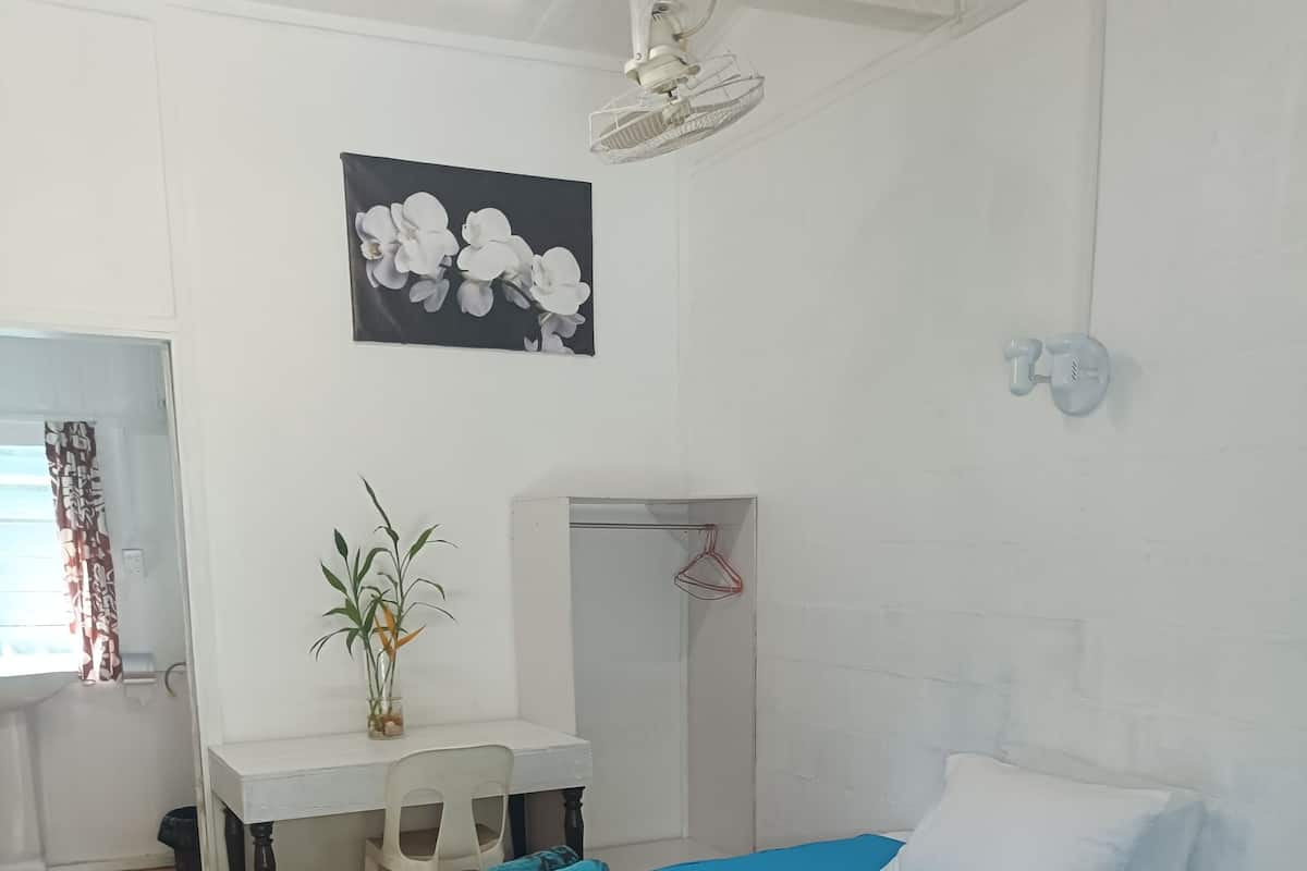 Double Room, Garden View | Iron/ironing board, bed sheets