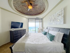 2 bedrooms, internet, bed sheets, wheelchair access