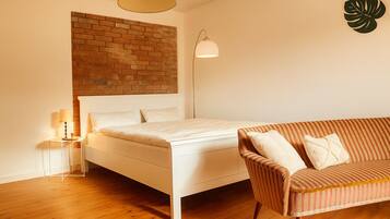 2 Schlafzimmer, Zimmersafe, Bügeleisen/Bügelbrett, Reisekinderbett