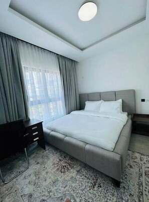 1 bedroom, iron/ironing board, internet, bed sheets