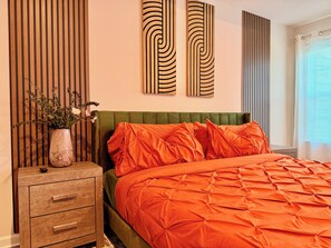 4 habitaciones, tabla de planchar con plancha, wifi y ropa de cama 