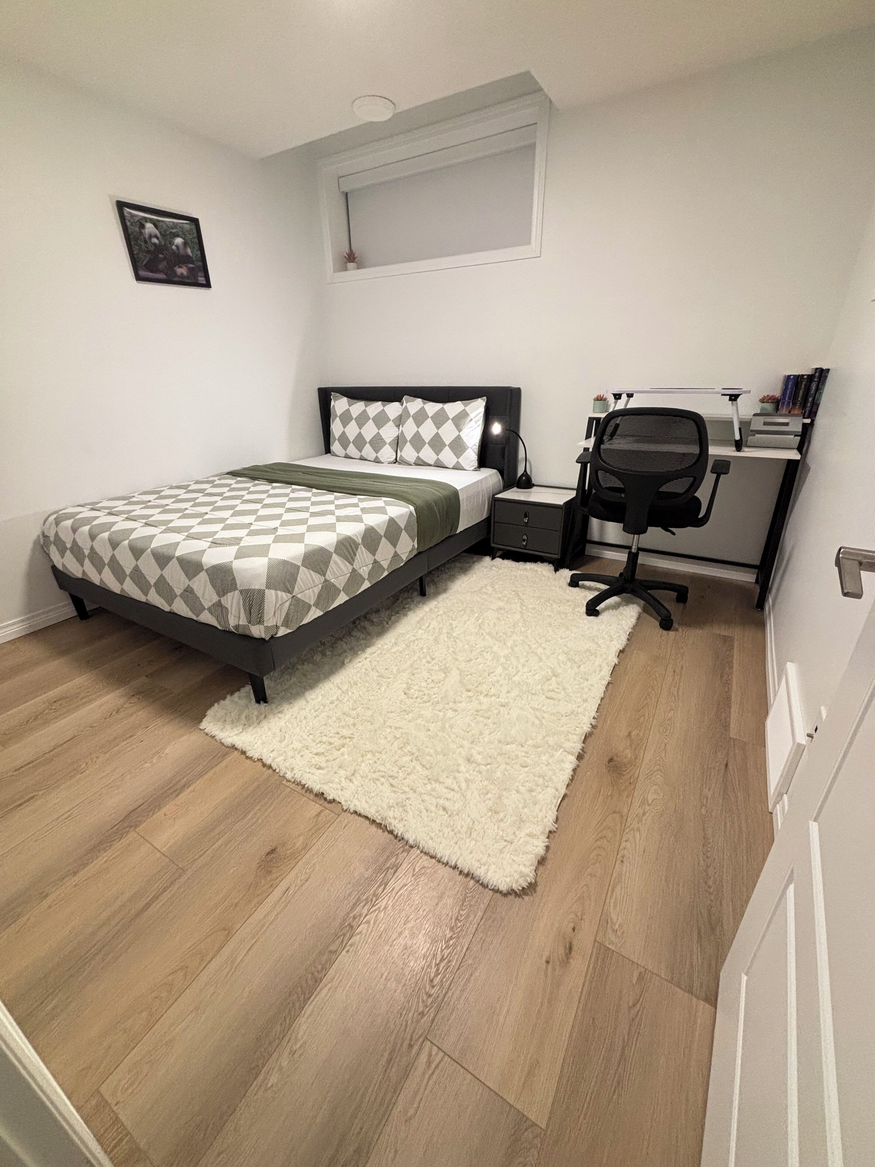 2 bedrooms, desk, iron/ironing board, free WiFi