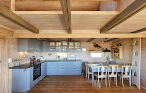 Fridge, oven, dishwasher, coffee/tea maker