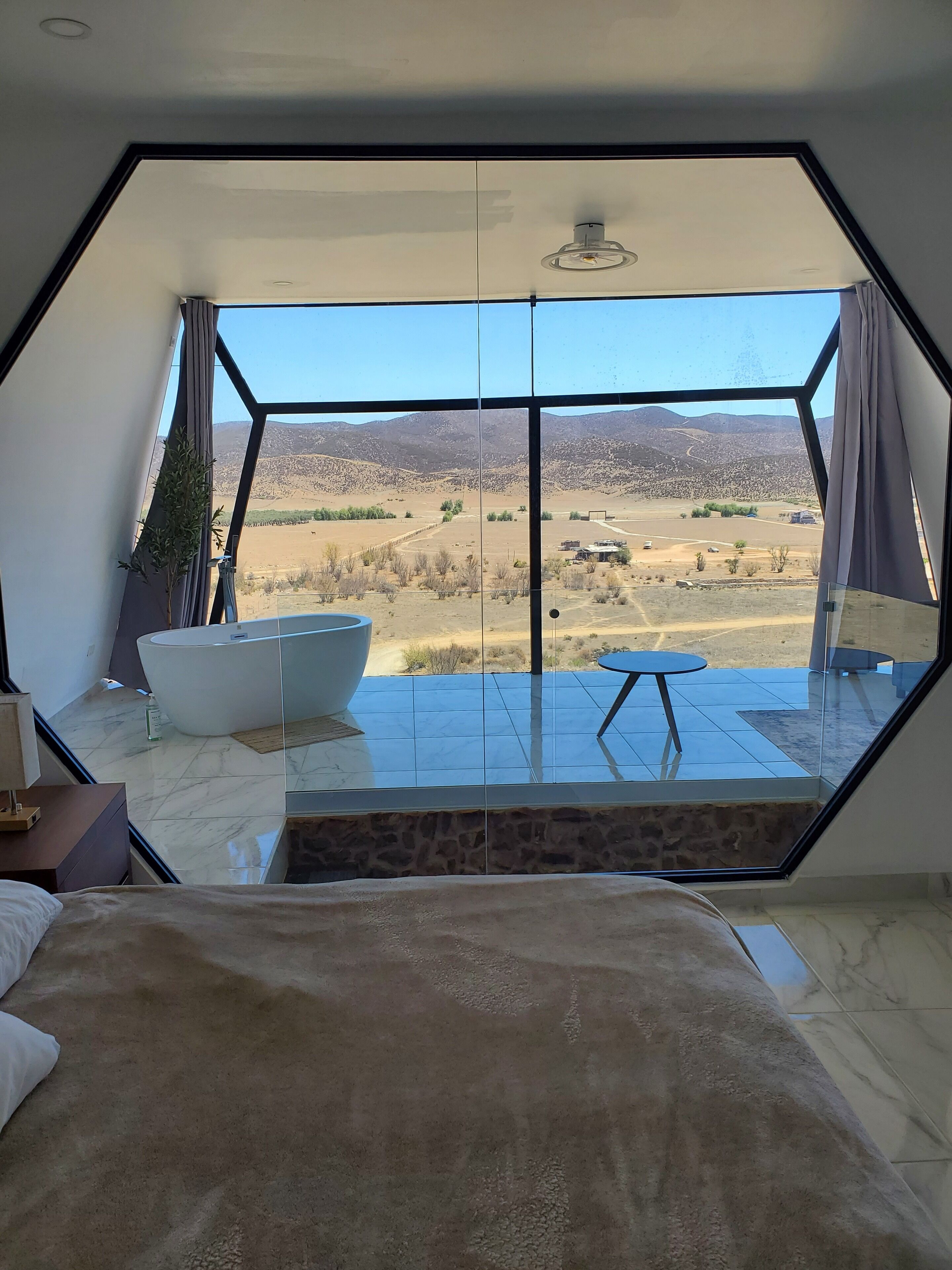 2 bedrooms, iron/ironing board, WiFi, wheelchair access