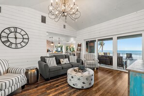 Smart TV, reproductor de DVD, libros, estéreo