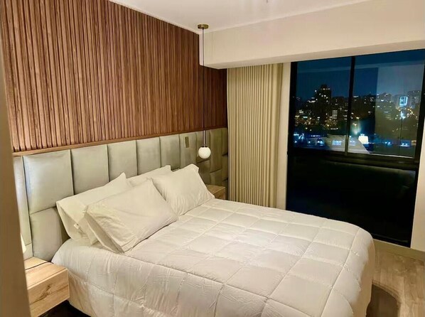 1 habitación, tabla de planchar con plancha, internet y ropa de cama 