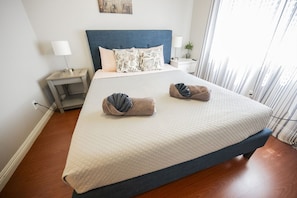 3 chambres, bureau, fer et planche à repasser, Wi-Fi gratuit