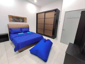 House, 4 Bedrooms, Accessible, Smoking | 4 bedrooms