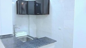 Bathroom - Superb 1-bedroom apartment #1 (Luxor Governorate)