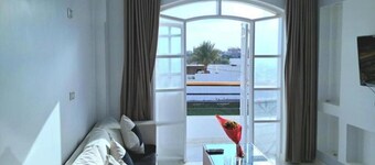 Superb 1-bedroom apartment #8