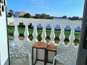 Property grounds - Superb 1-bedroom apartment #9 (Luxor Governorate)