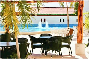 Outdoor dining - Acapulco: Amazing Apartment in a Prime Location! (Acapulco de Juárez)
