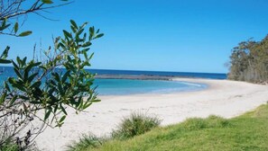 Beach nearby - Coastal Haven at Mollymook (Mollymook Beach)