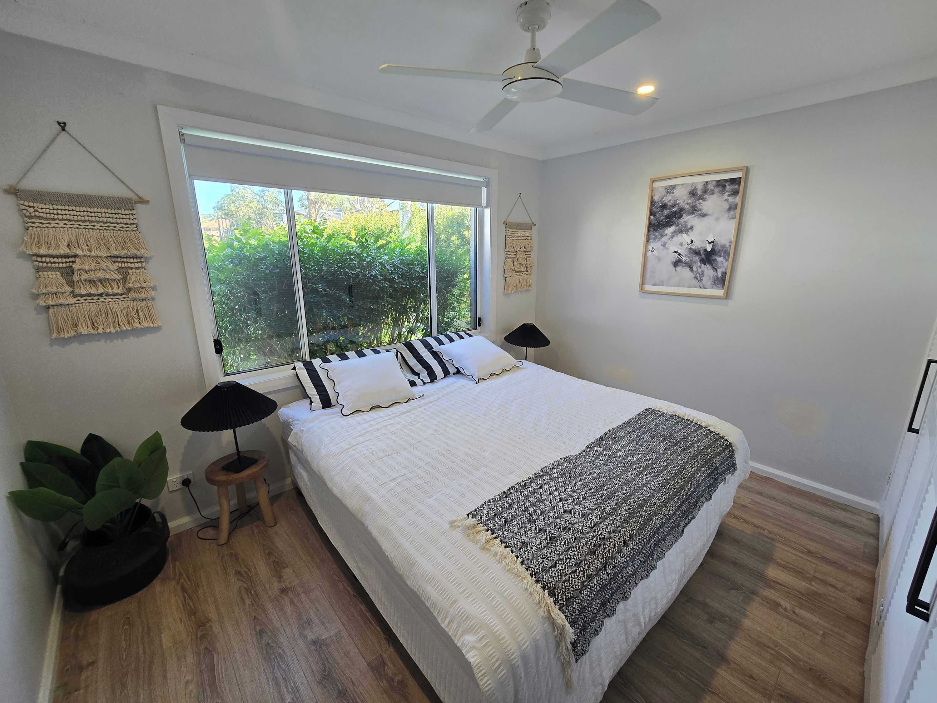 4 bedrooms, iron/ironing board, WiFi