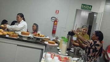 Free daily buffet breakfast