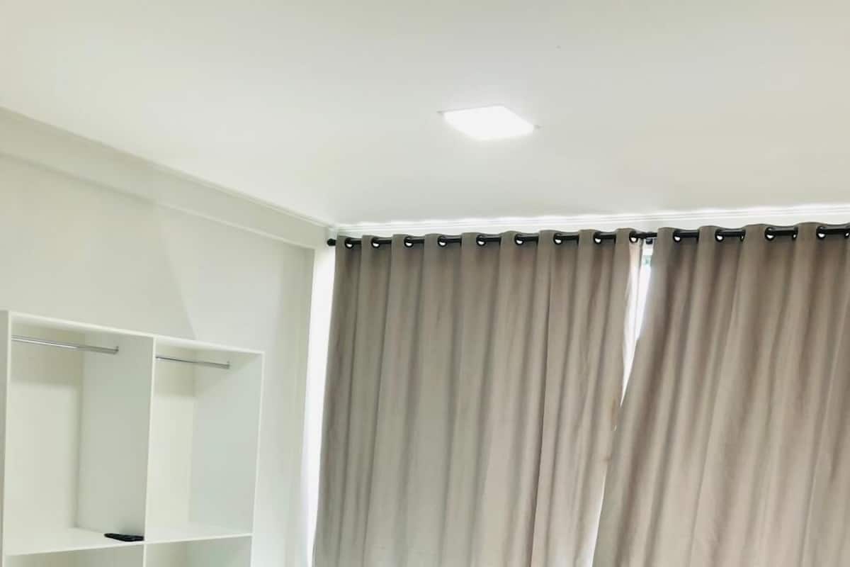 Double or Twin Room, 2 Twin Beds, City View | Desk, free WiFi