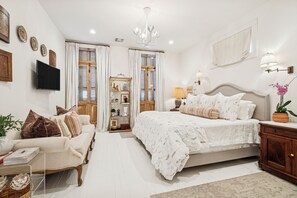 6 Schlafzimmer, Bügeleisen/Bügelbrett, Internetzugang, Bettwäsche