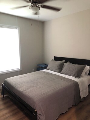 3 bedrooms, iron/ironing board, travel crib, free WiFi