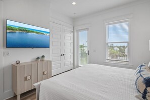 7 bedrooms, iron/ironing board, free WiFi, bed sheets