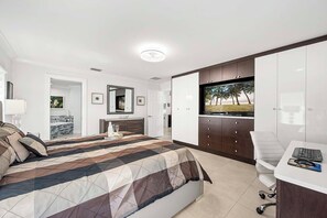 4 chambres, bureau, fer et planche à repasser, Wi-Fi gratuit