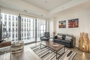 Living area - Cozy 2BR Apt with Gym and Cinema near Pier 21 (Halifax)