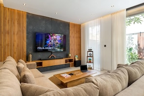 Smart TV