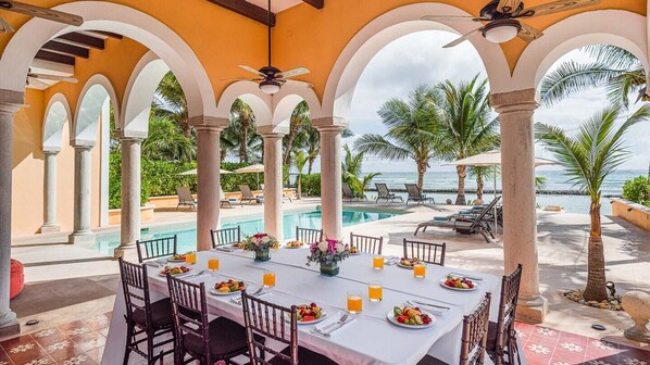 Outdoor dining