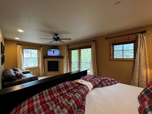 3 soverom, skrivebord, strykejern/-brett og wi-fi (inkludert)