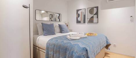 1 bedroom, desk, iron/ironing board, free WiFi