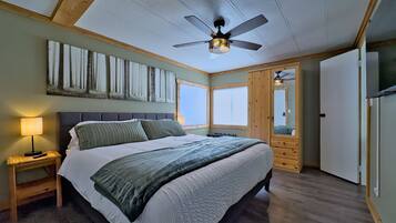 3 makuuhuonetta, silitysrauta/-lauta, Wi-Fi, vuodevaatteet