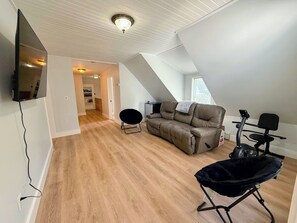 TV connectée, cheminée