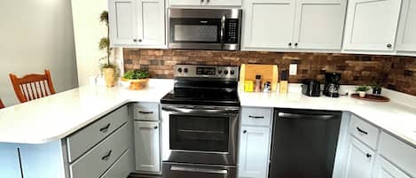 Mikroaaltouuni, astianpesukone