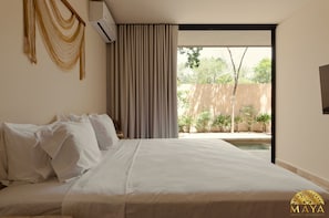 In-room safe, iron/ironing board, free WiFi