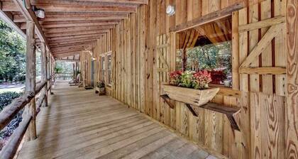 Church Farm cabin is a cozy cabin for an unforgettable stay in central Alabama