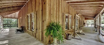Church Farm cabin is a cozy cabin for an unforgettable stay in central Alabama
