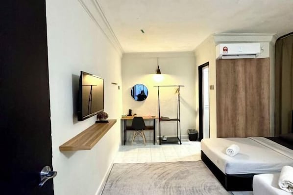 Iron/ironing board - Andiana Hotel & Lodge (Kota Bharu)
