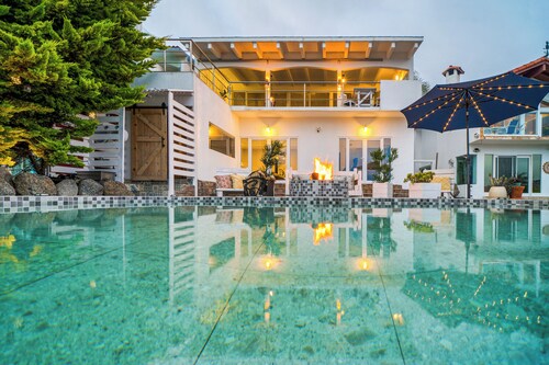 Luxury Oceanfront Retreat – Sauna, Pool, Sunset Views San Miguel Surf break