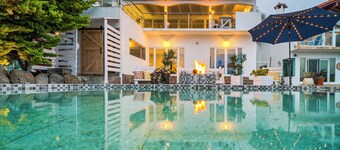 Luxury Oceanfront Retreat – Sauna, Pool, Sunset Views San Miguel Surf break