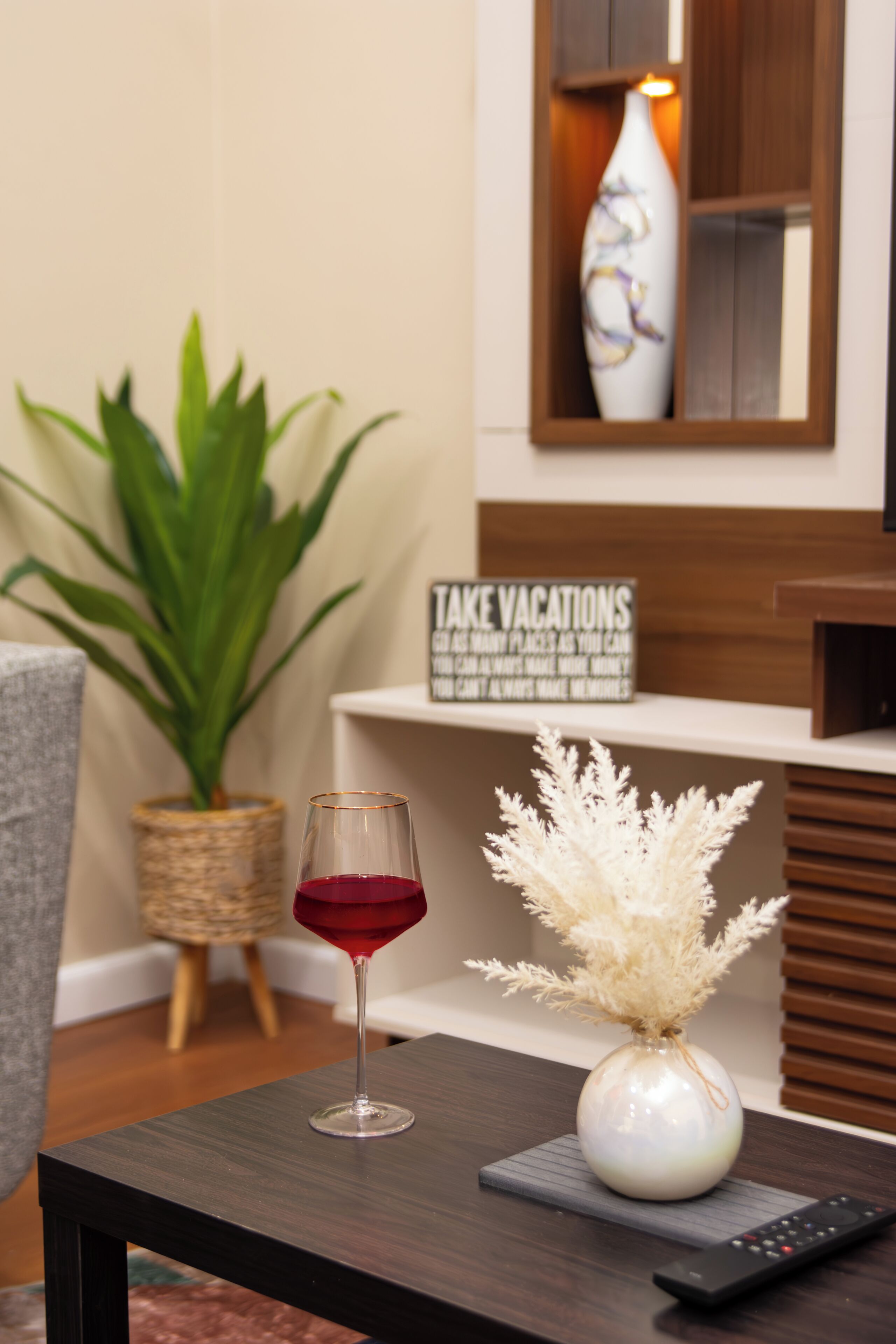 Executive Suite | Living area