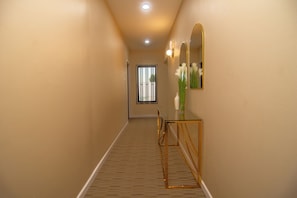 Interior detail - Tstays Smart Hotel (Port of Spain)