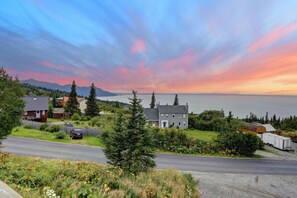 Exterior - Beautiful Cozy, Peaceful chalet with AC in Anchorage (Anchorage)