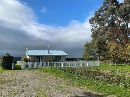 Cosy country cottage 12mins drive to Feilding