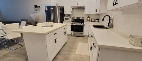 Microwave, oven, stovetop, dishwasher