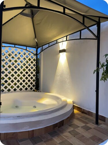 Charming 1-bedroom cabin in Unidad habitacional Santa Teresa with jacuzzi